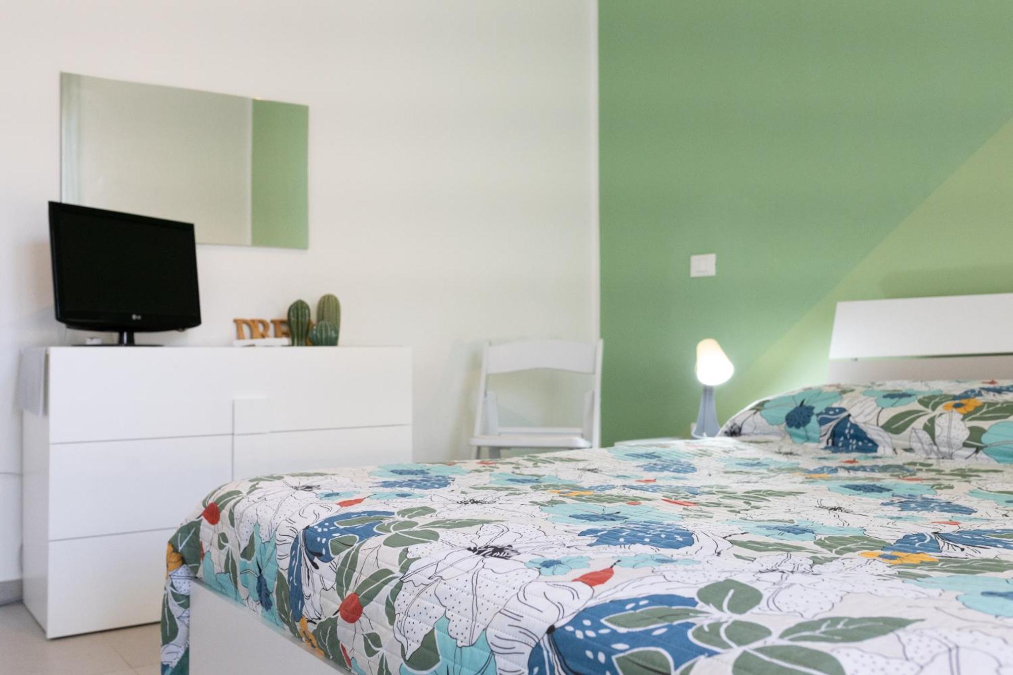 La Casa Verde Apartment ชีนิซี ภายนอก รูปภาพ